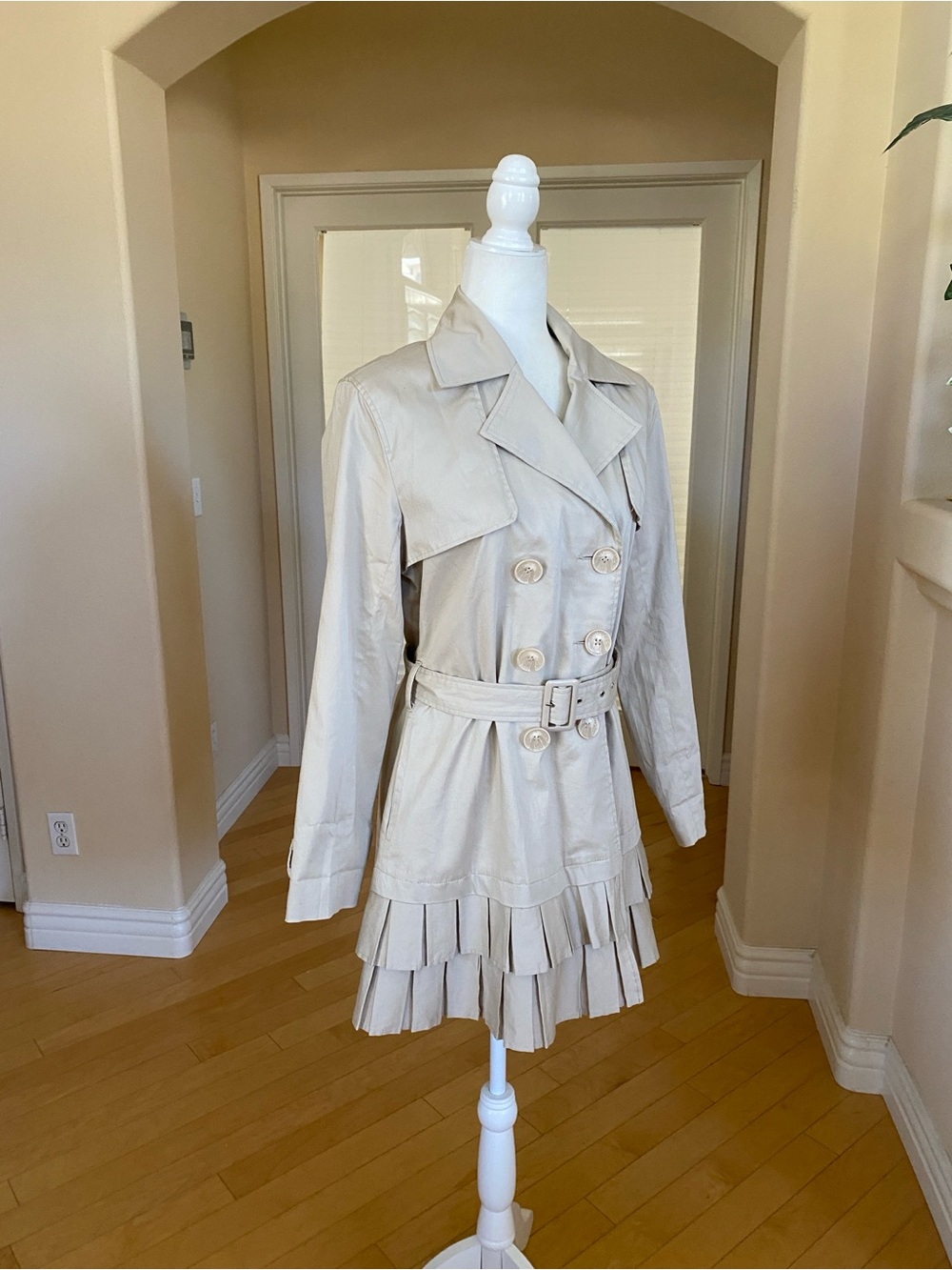 Women’s Cream Belted Double-Breasted Trench Coat - Picture 2 of 8